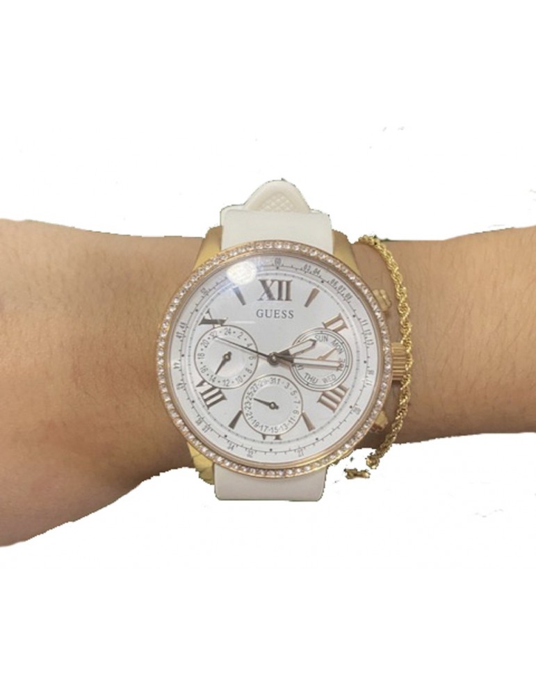 RELOJ GUESS PARA DAMA PULSO GOMA BLANCO USADO SIN ESTUCHE